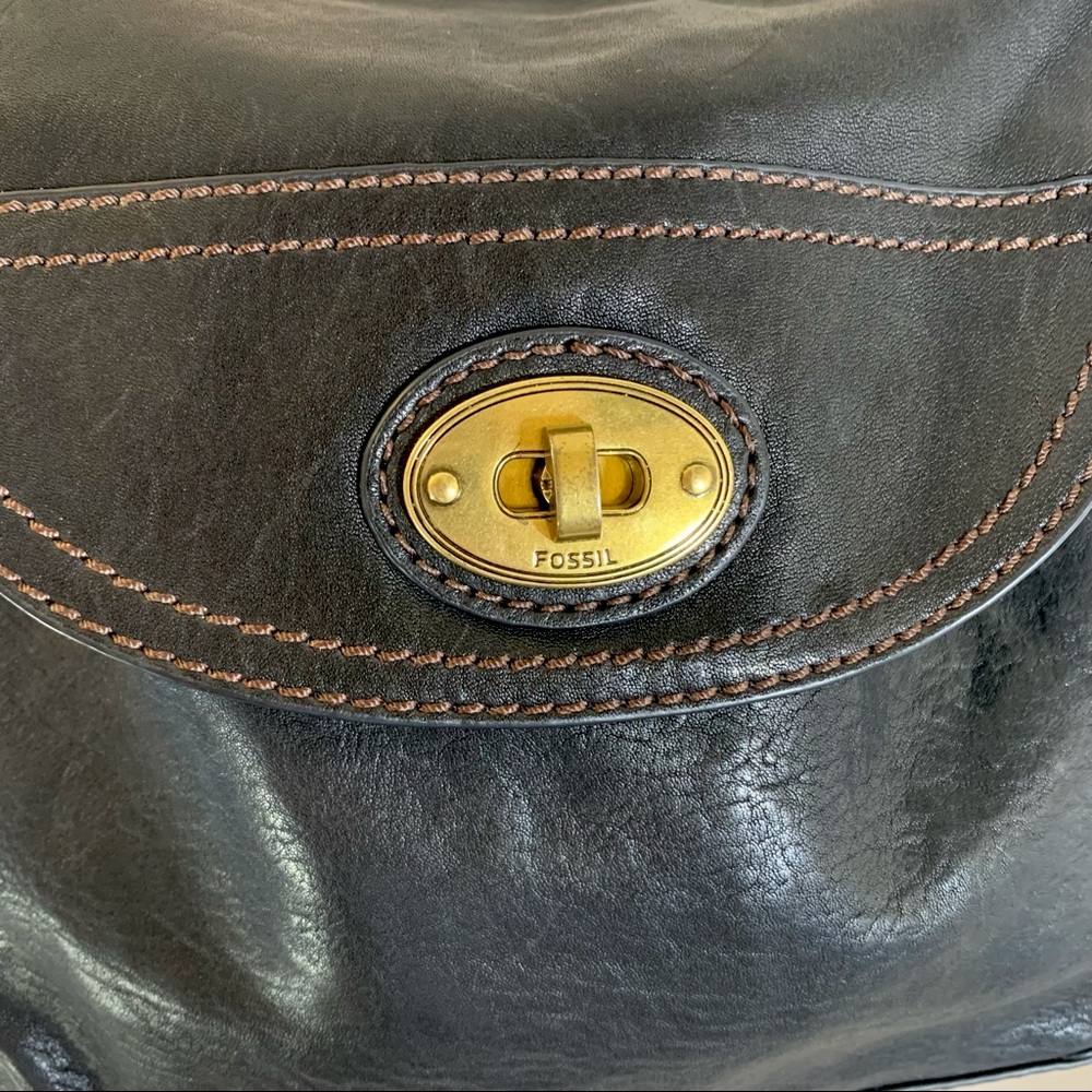 FOSSIL Turn Key Black Leather CrossBody Bag - Picture 4 of 7